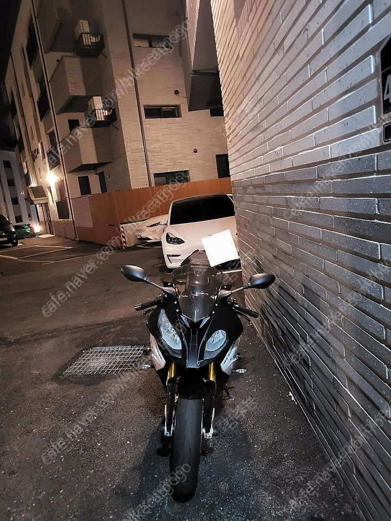BMW S 1000 RR main