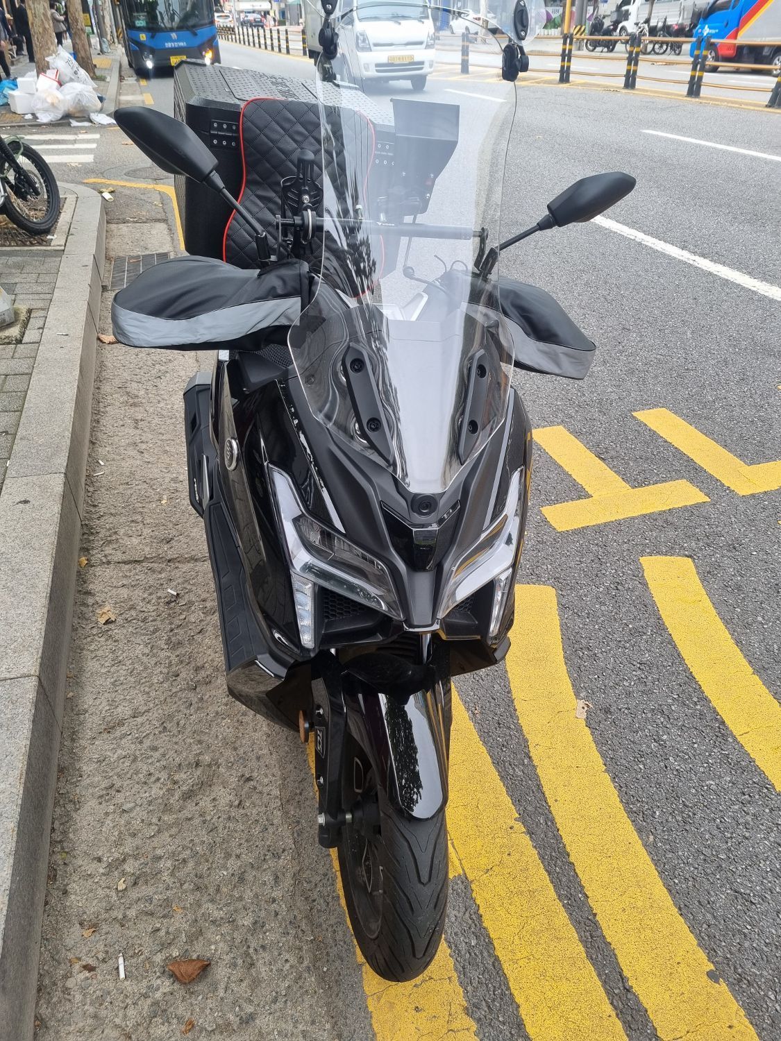 SYM 보이져 125 8