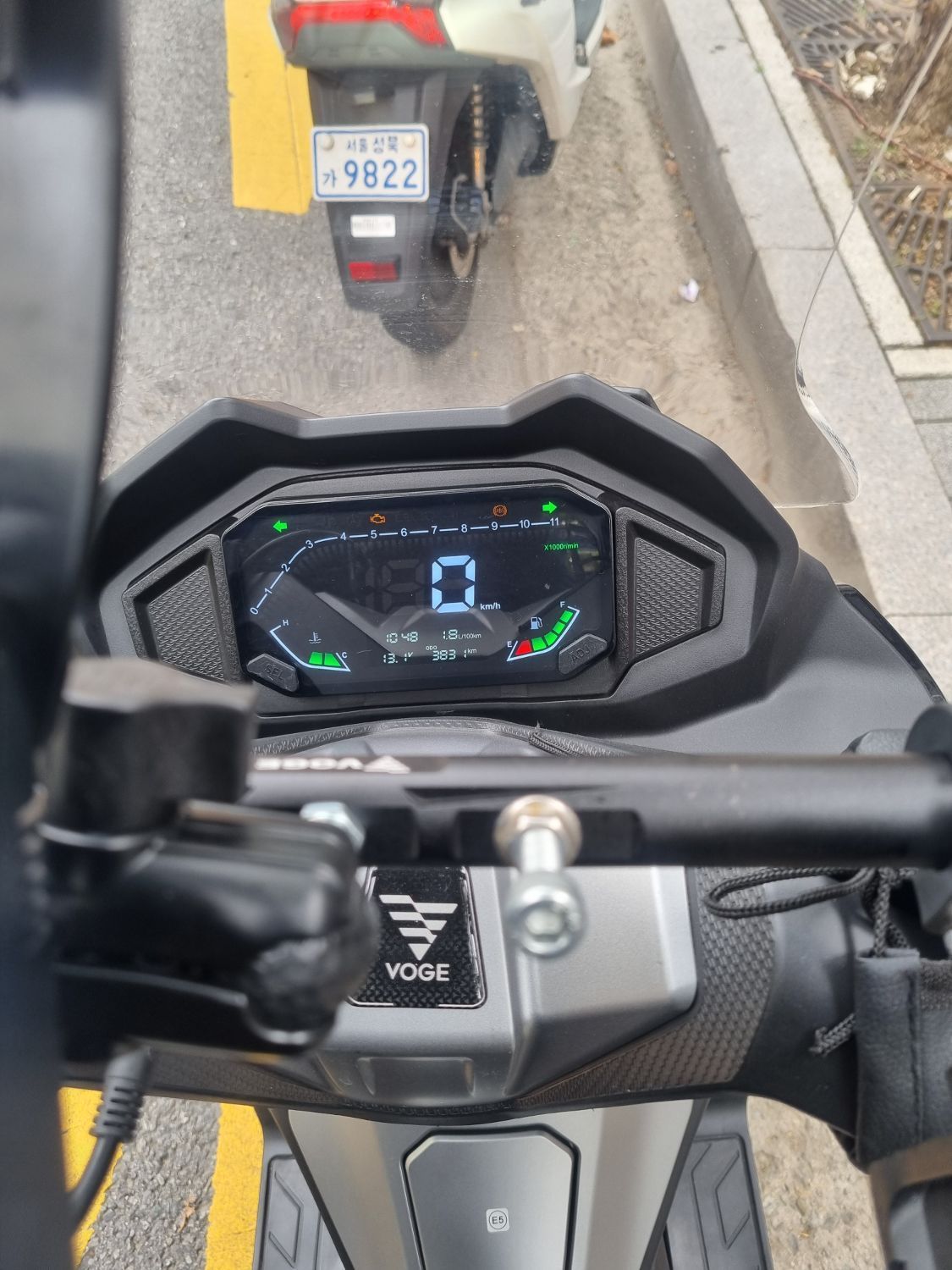 SYM 보이져 125 4