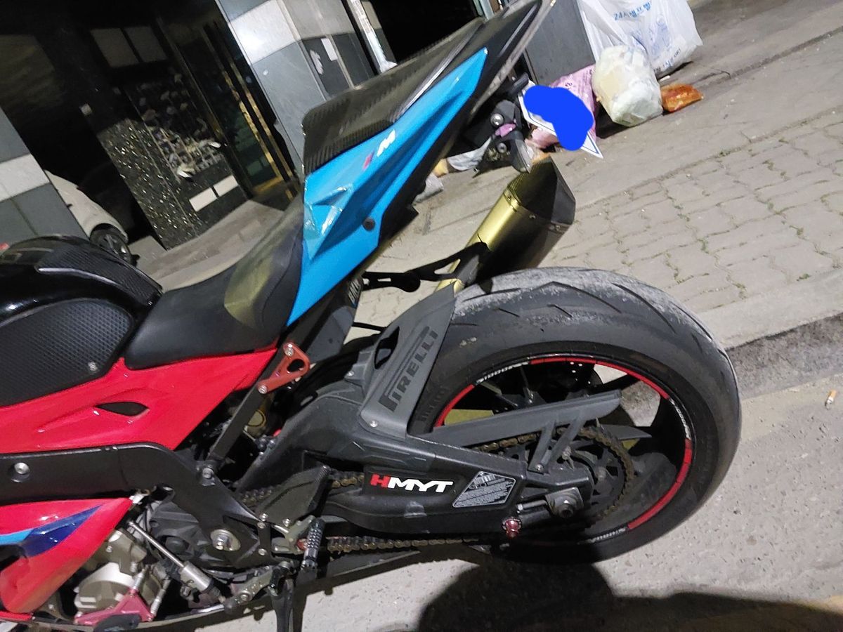 BMW S 1000 RR more