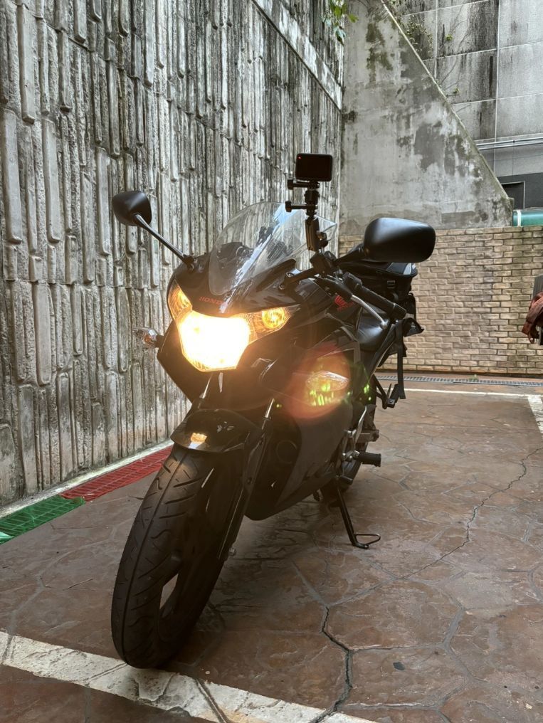 혼다 CBR 125 R thumb 2
