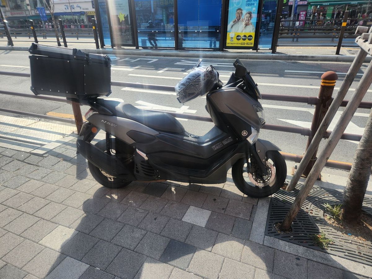 야마하 NMAX 125 main