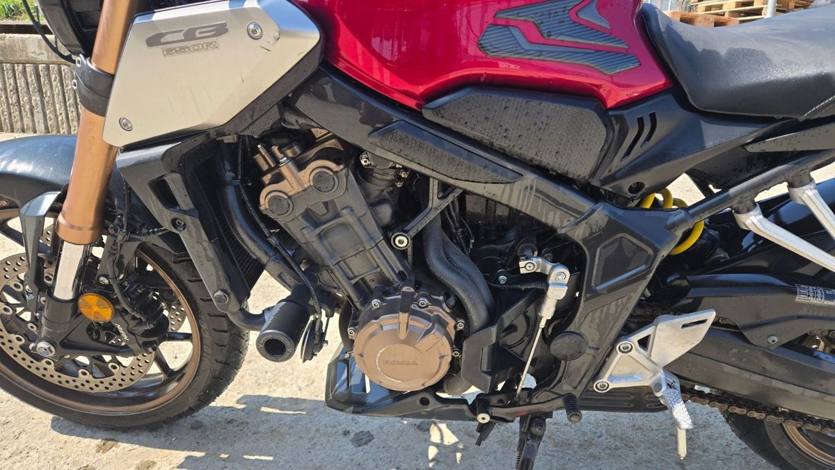 혼다 CB 650 R more