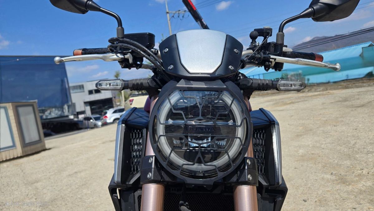 혼다 CB 650 R 7