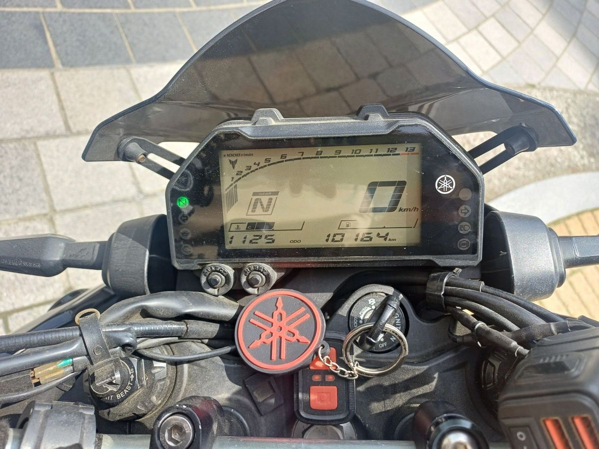 야마하 MT 03 main