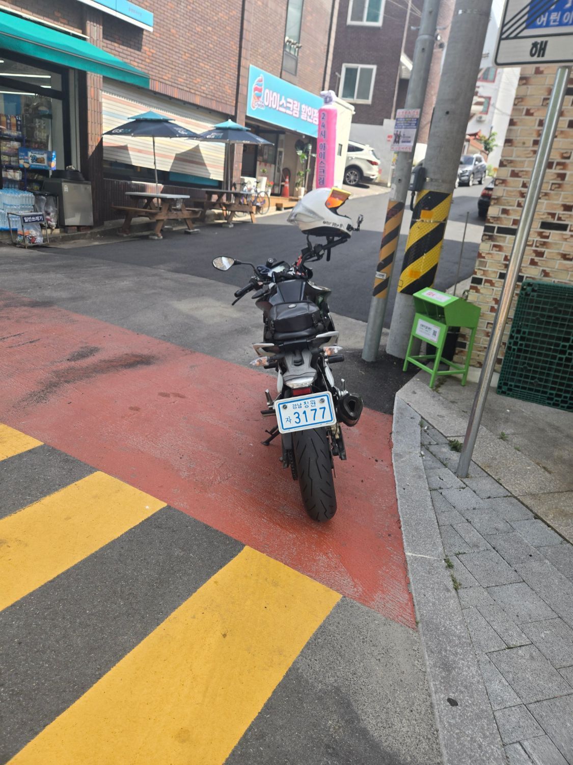 BMW G 310 R 4