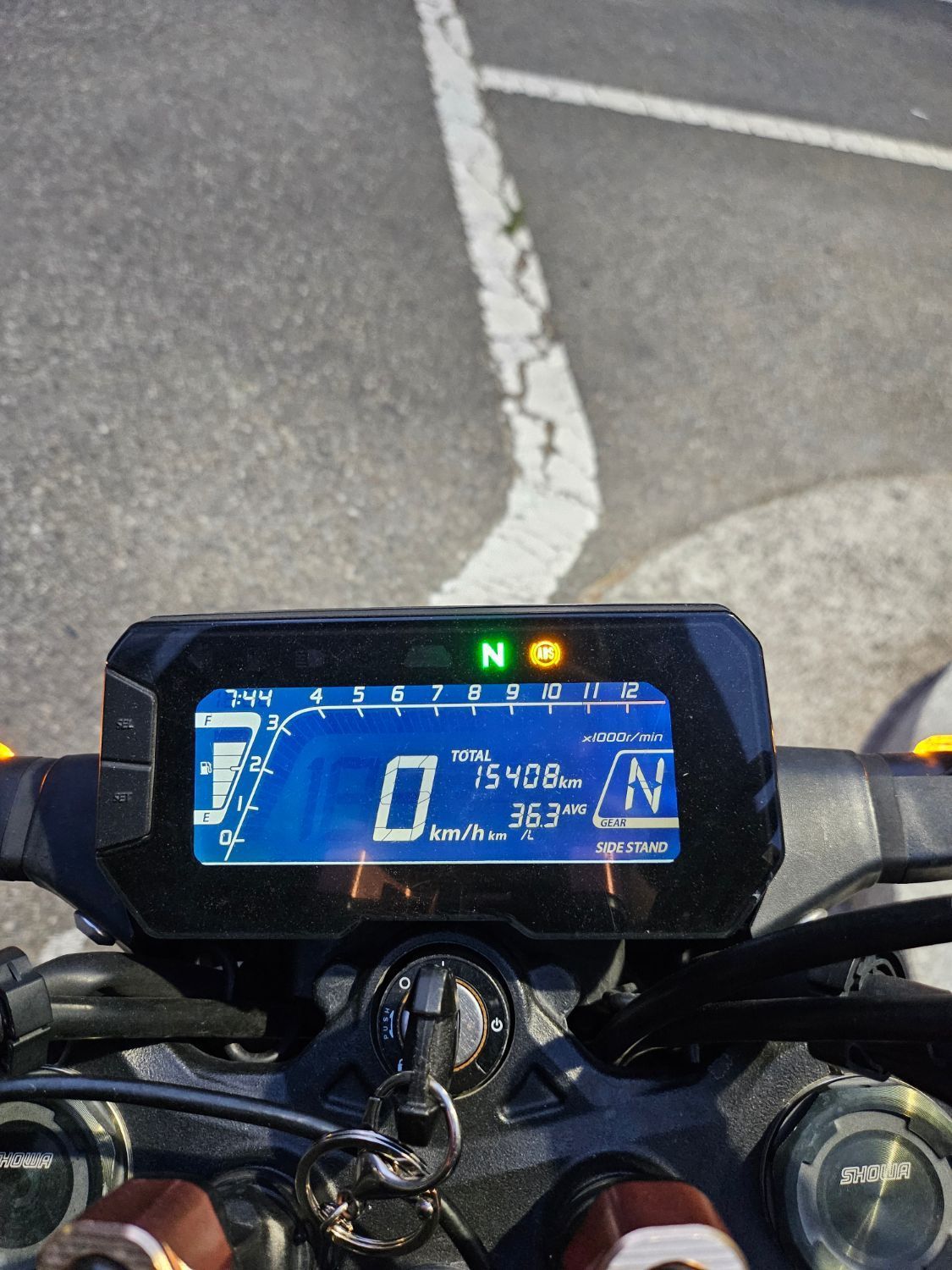 혼다 CB 125 R 4