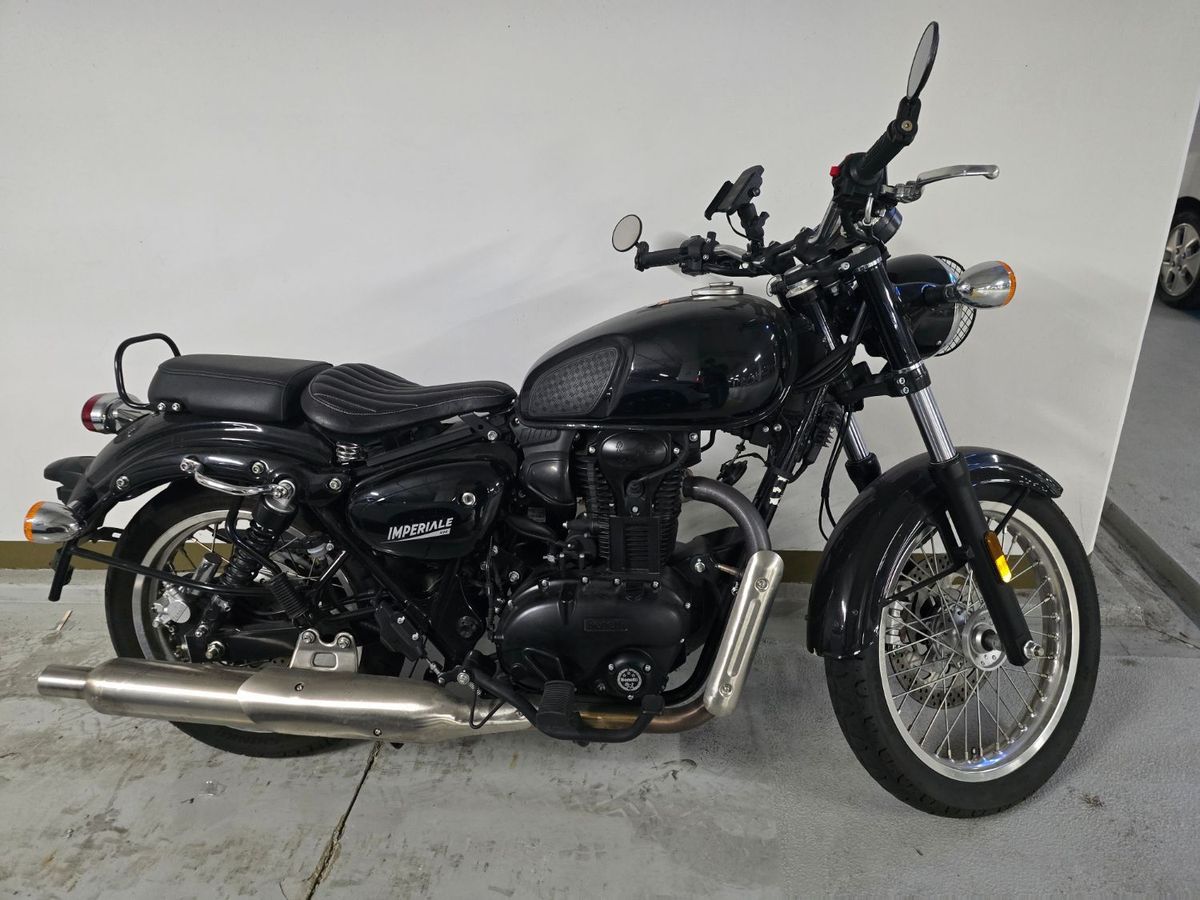 베넬리 임페리알레 400 ABS main