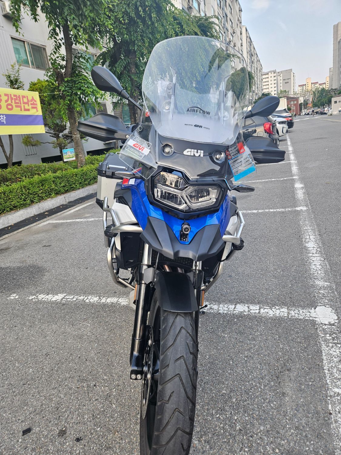 BMW F 800 GS thumb 2