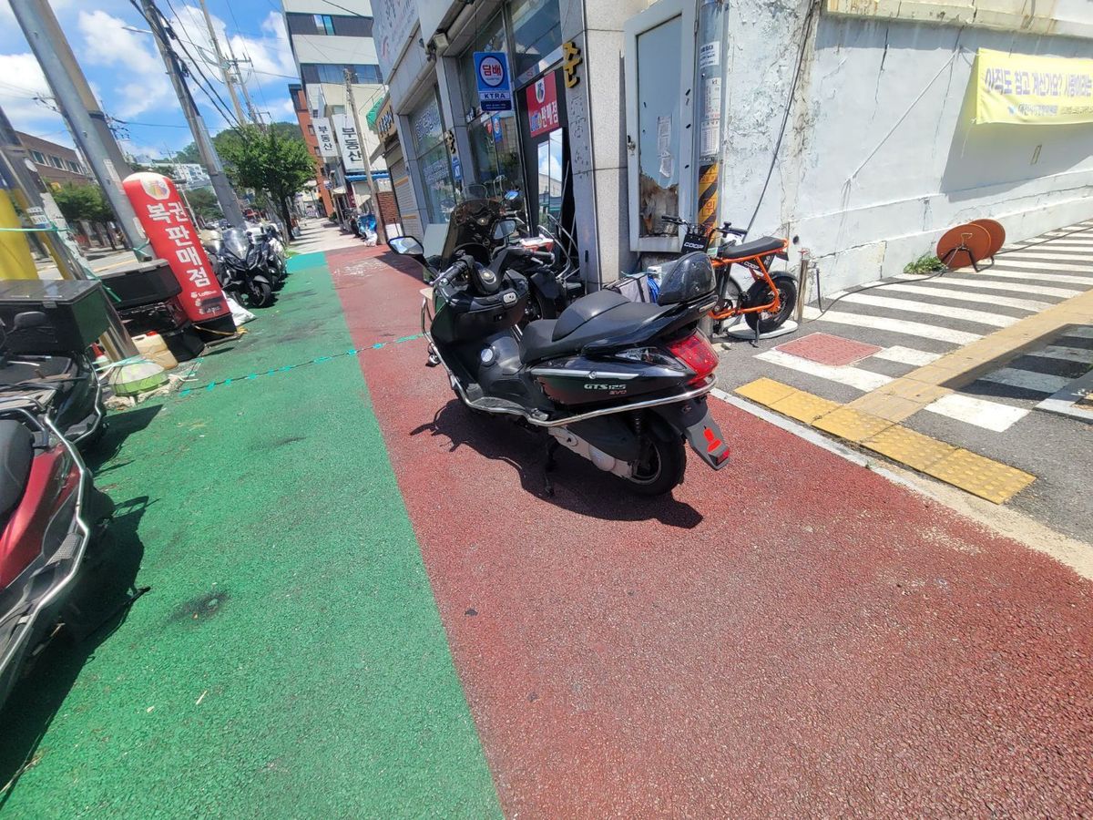 SYM 보이져 125 EVO thumb 2