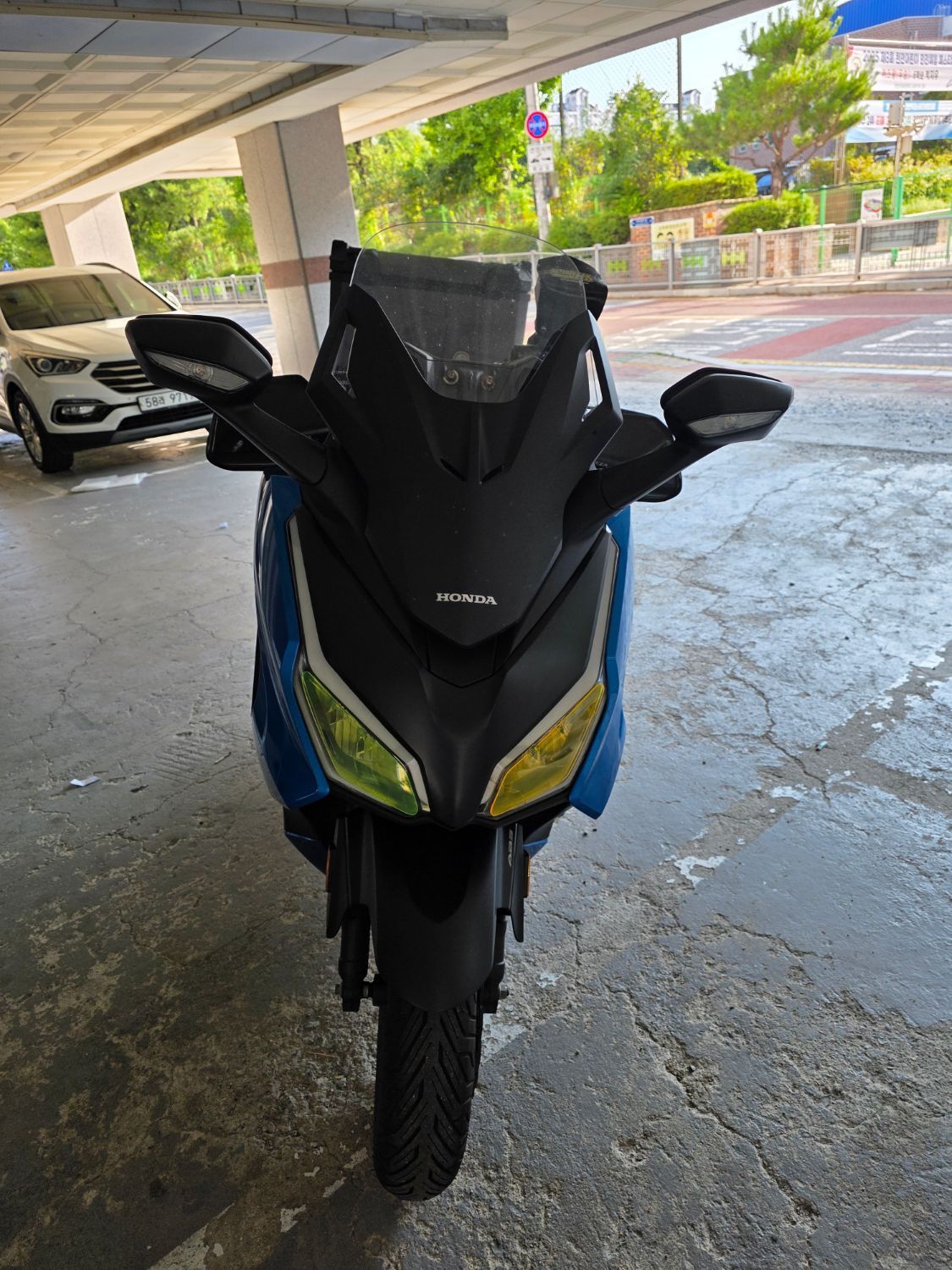 혼다 포르자 350 main