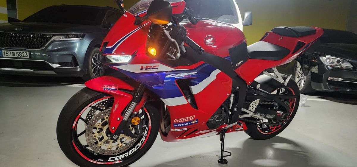 혼다 CBR 600 RR more