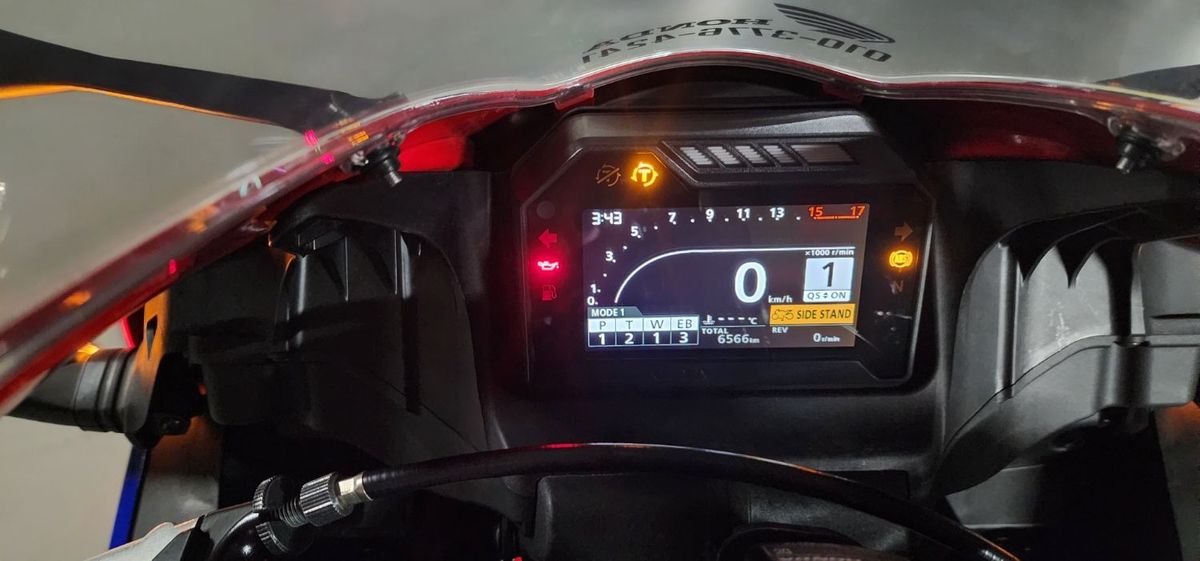 혼다 CBR 600 RR 6