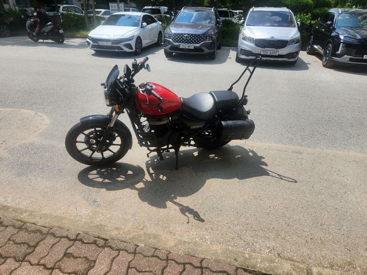 로얄엔필드 메테오 350 main