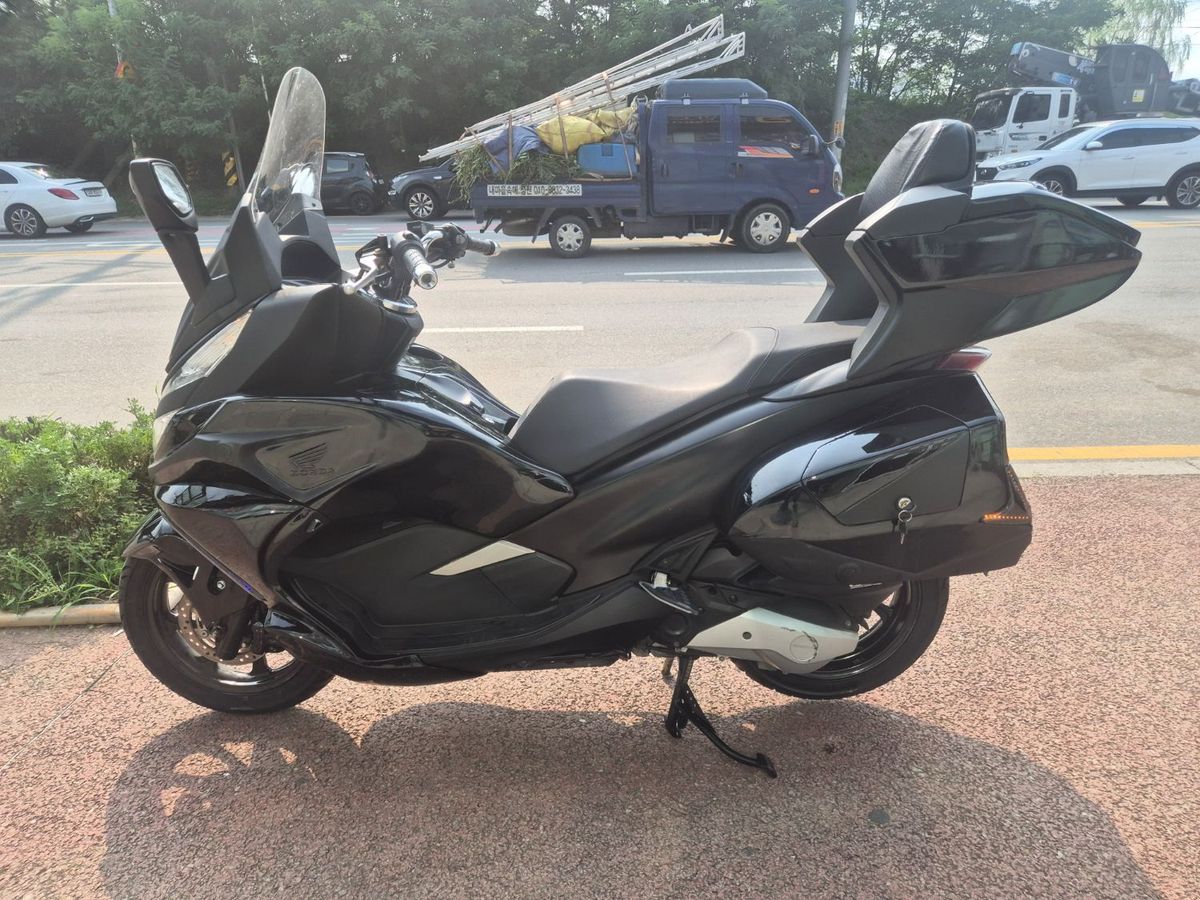 혼다 PCX 125 thumb 2