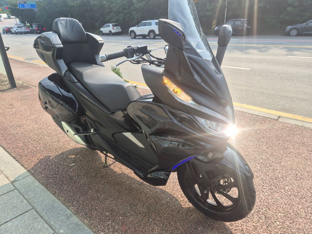 혼다 PCX 125 11