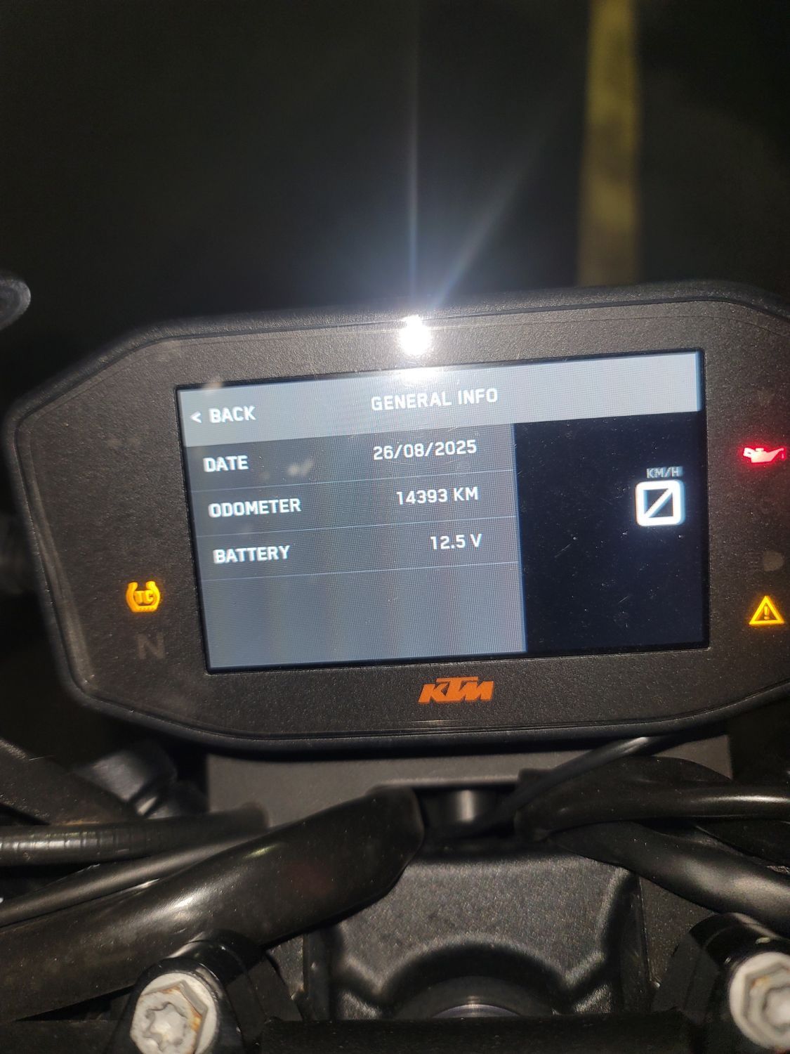 KTM 890 듀크 R more