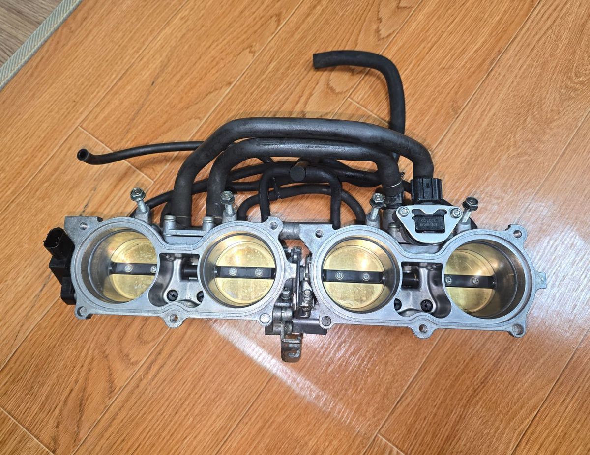 혼다 CBR 1000 RR 11