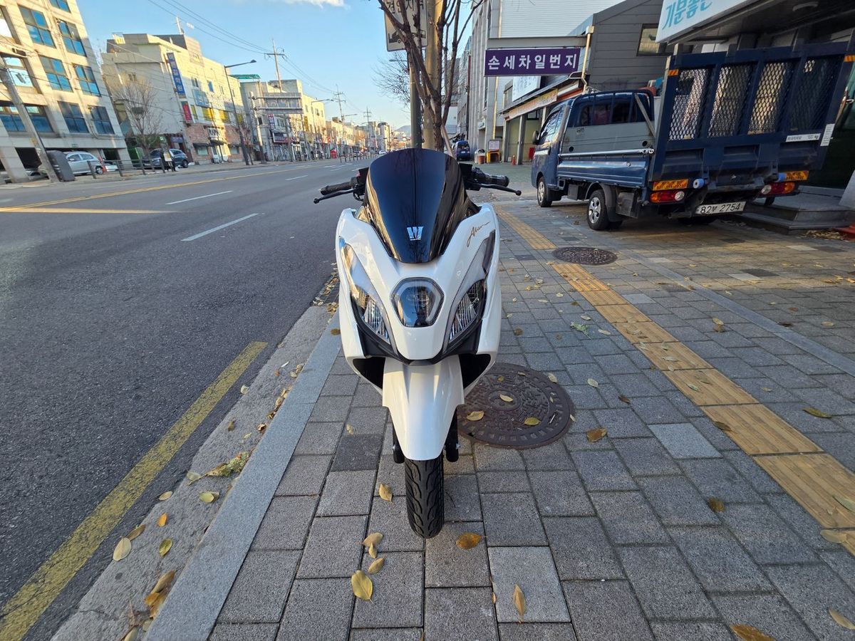 하우주 UFR 125 main