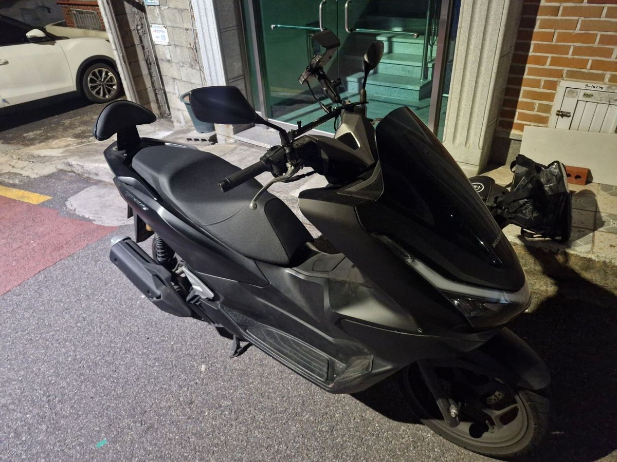 혼다 PCX 125 more