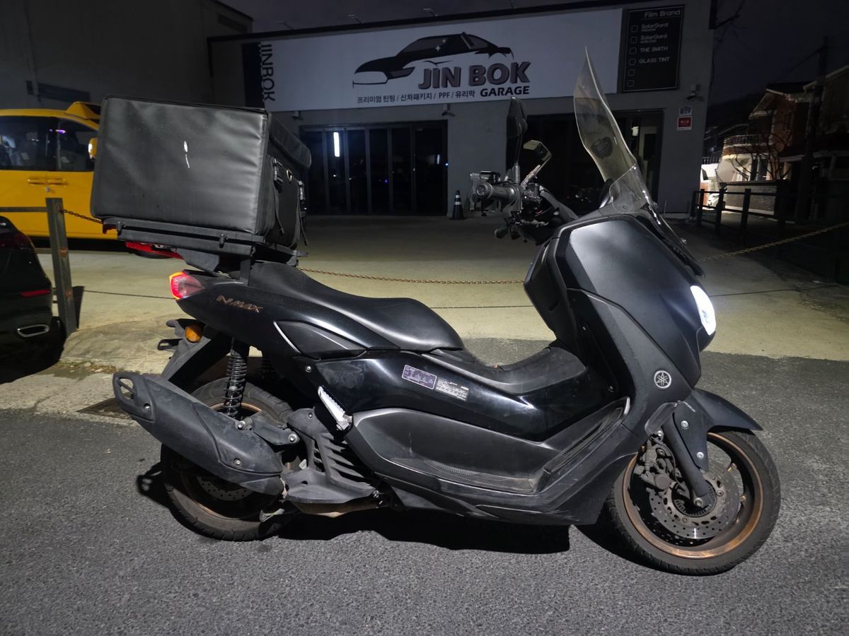 야마하 NMAX 125 4