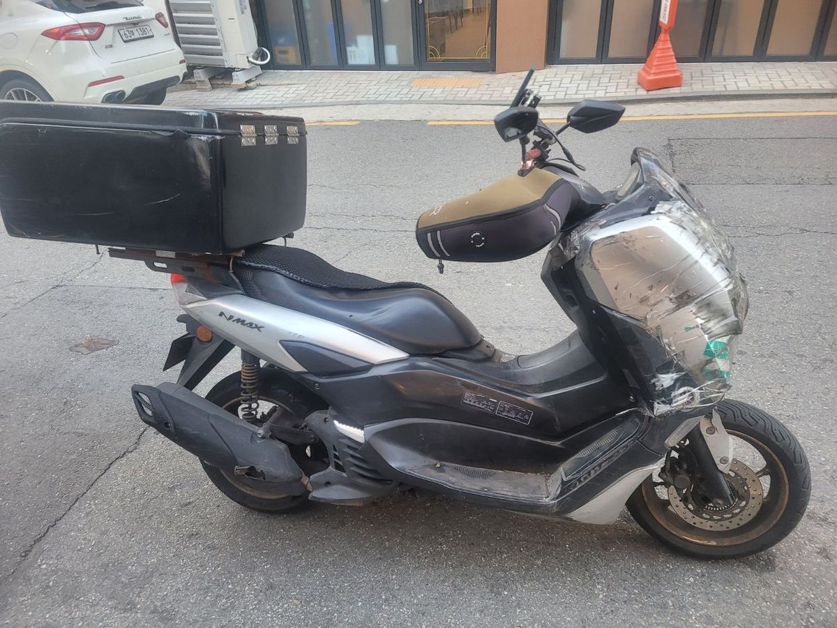 야마하 NMAX 125 more