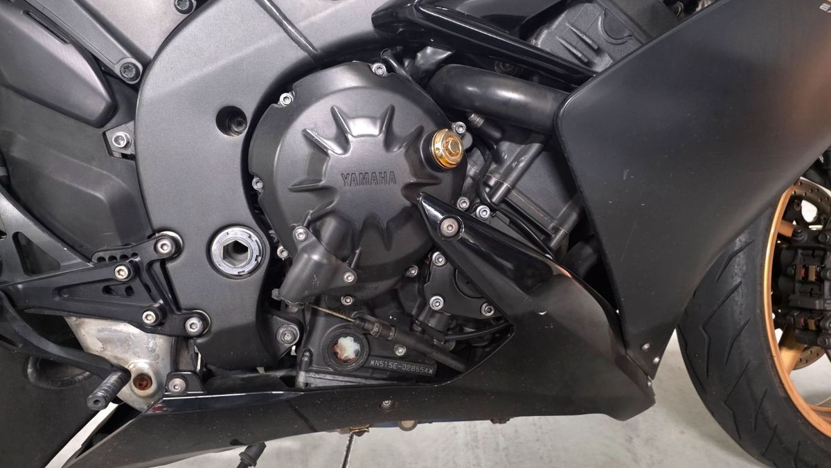 야마하 YZF R1 4