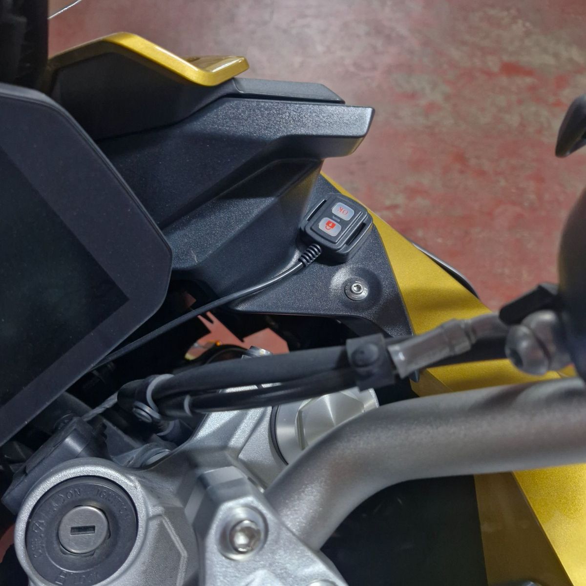BMW F 900 XR 7