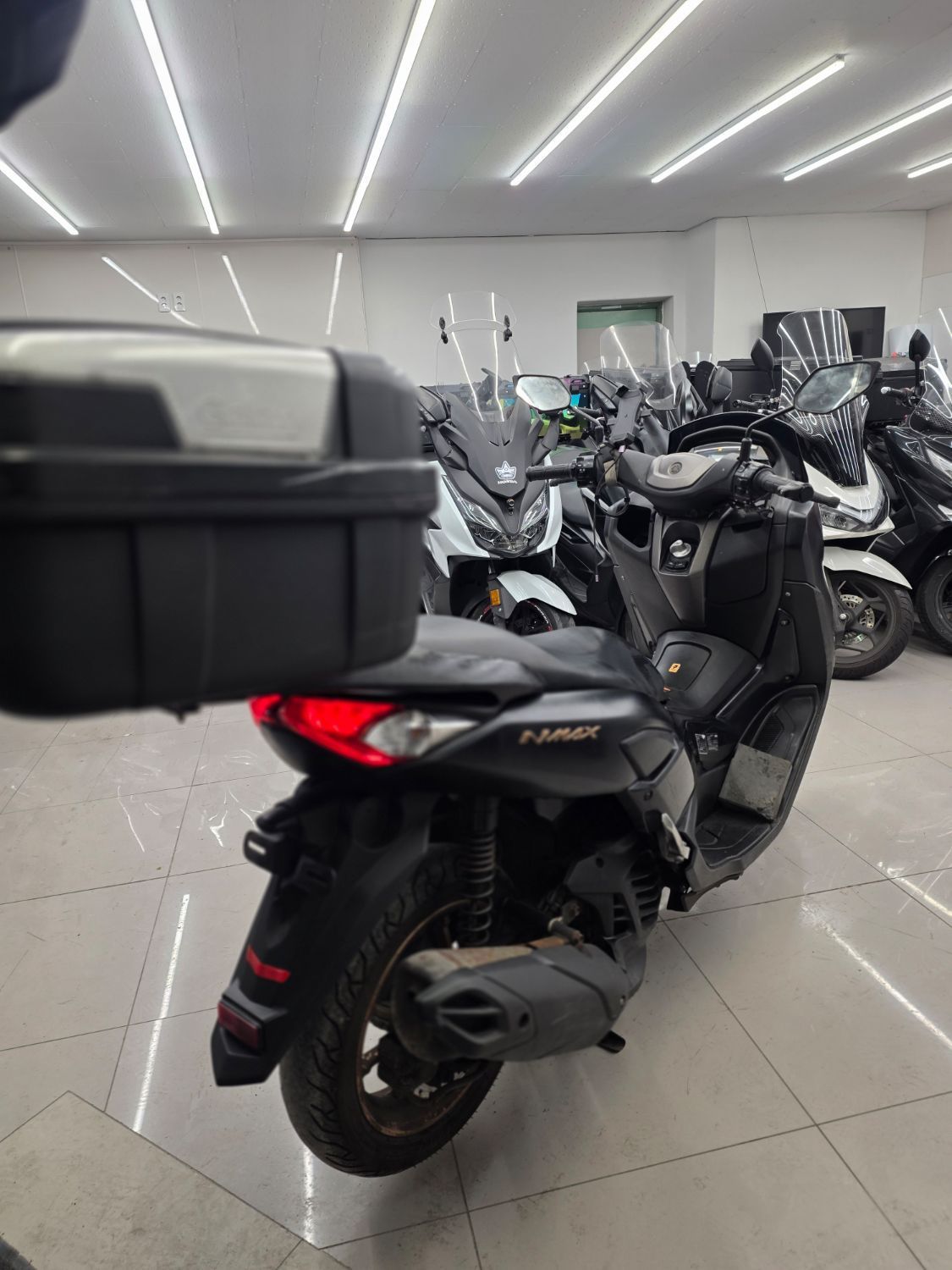 야마하 NMAX 125 more