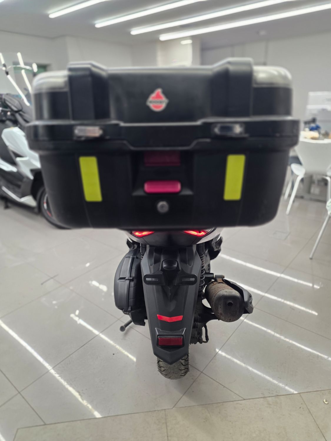 야마하 NMAX 125 4