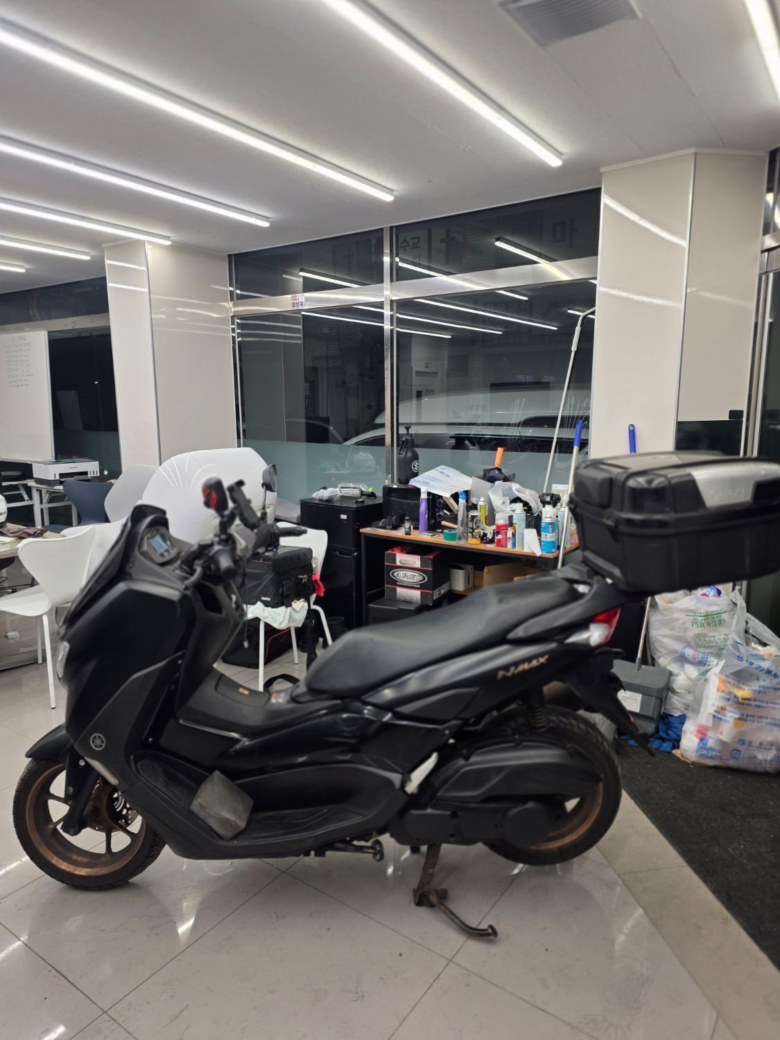 야마하 NMAX 125 6