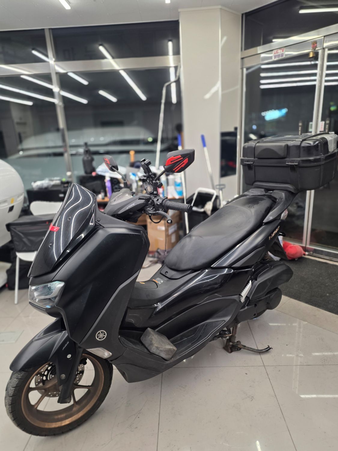야마하 NMAX 125 7
