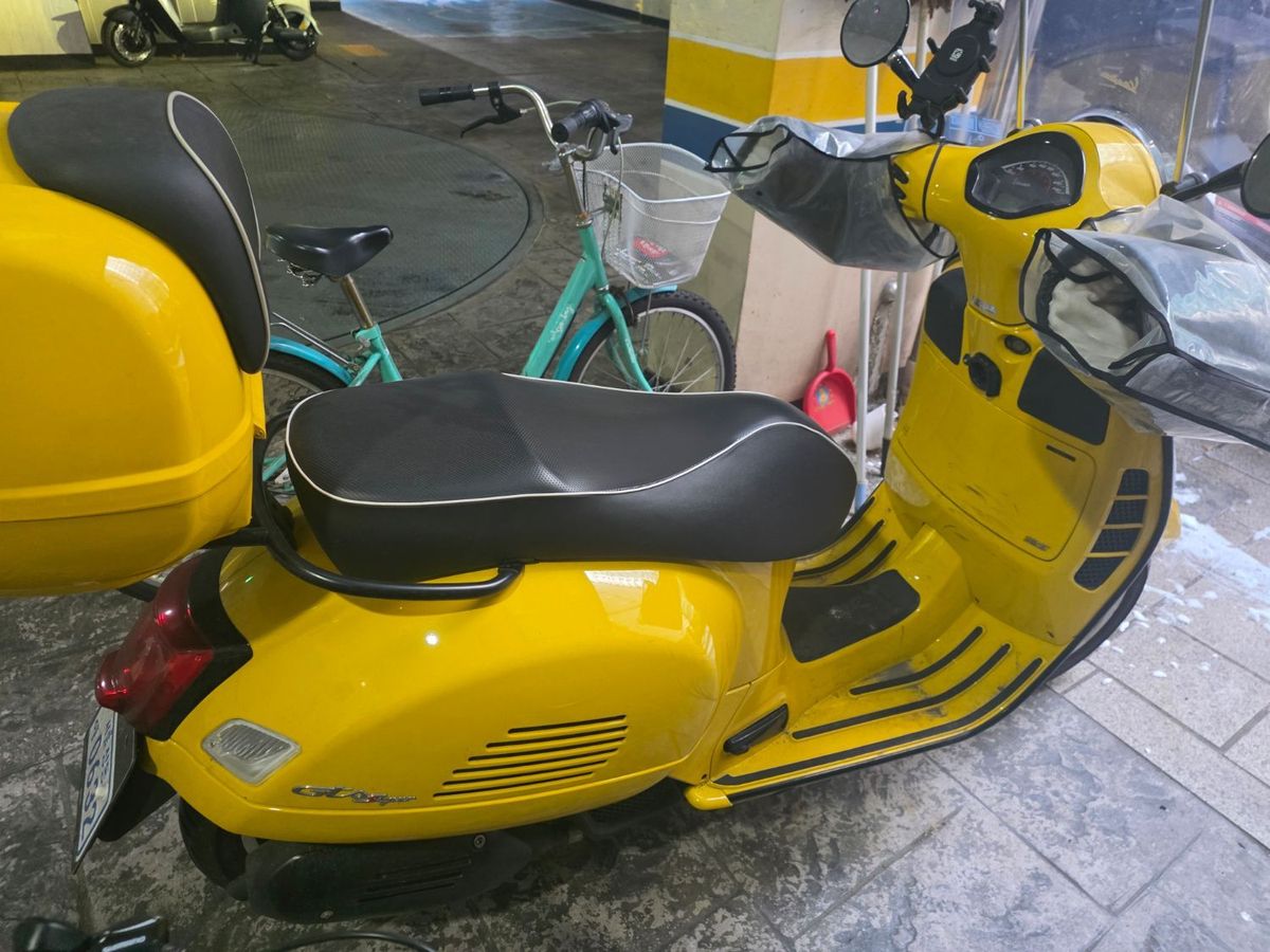 베스파 GTS 125 7