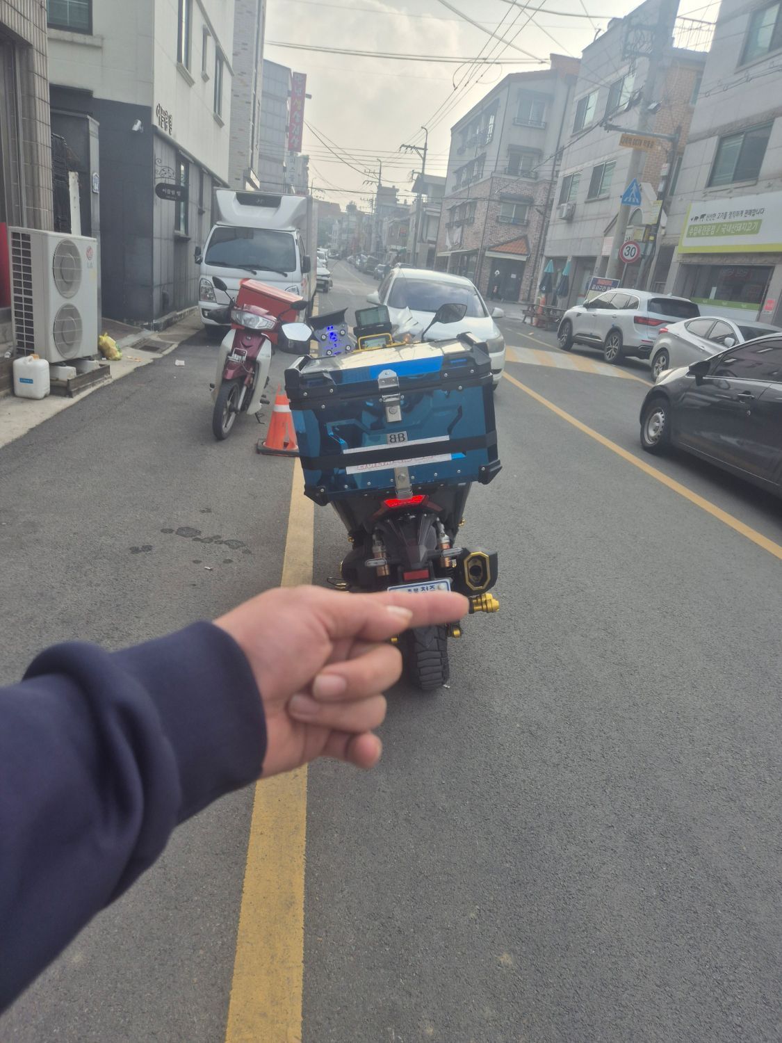 혼다 ADV 350 8