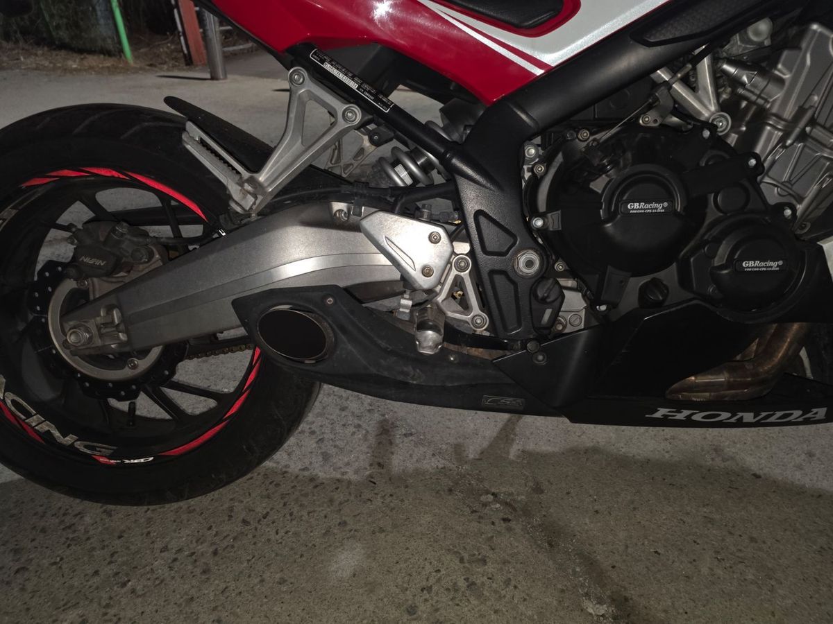 혼다 CBR 650 F 7