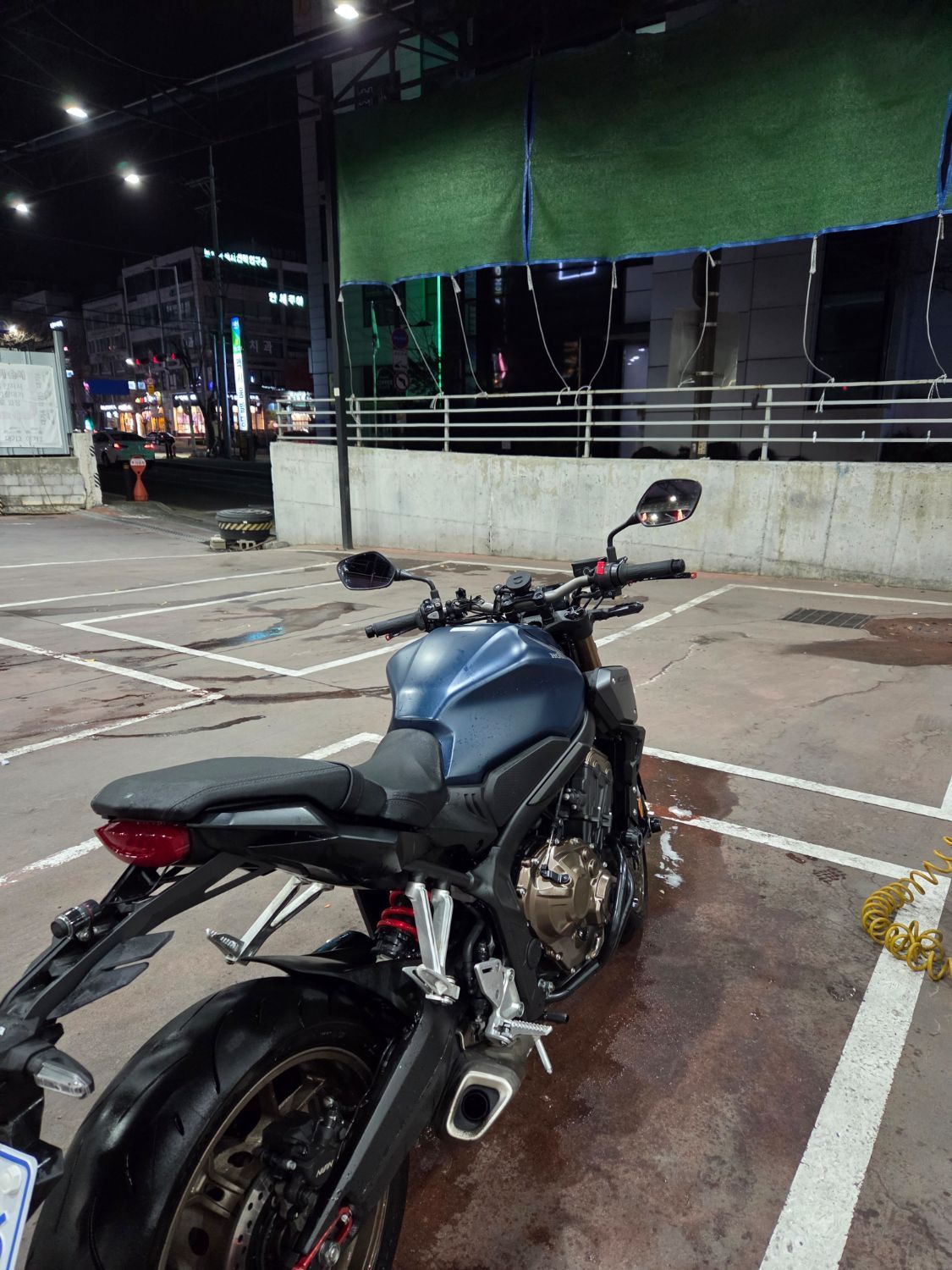 혼다 CB 650 R more