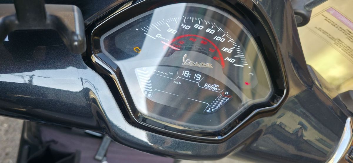베스파 GTS 125 HPE 20