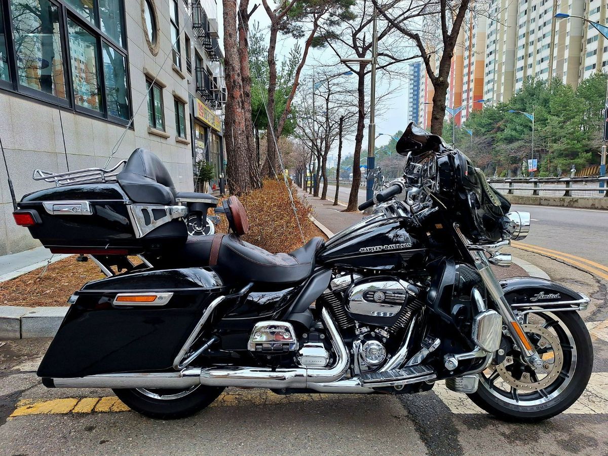 할리데이비슨 울트라 리미티드 main