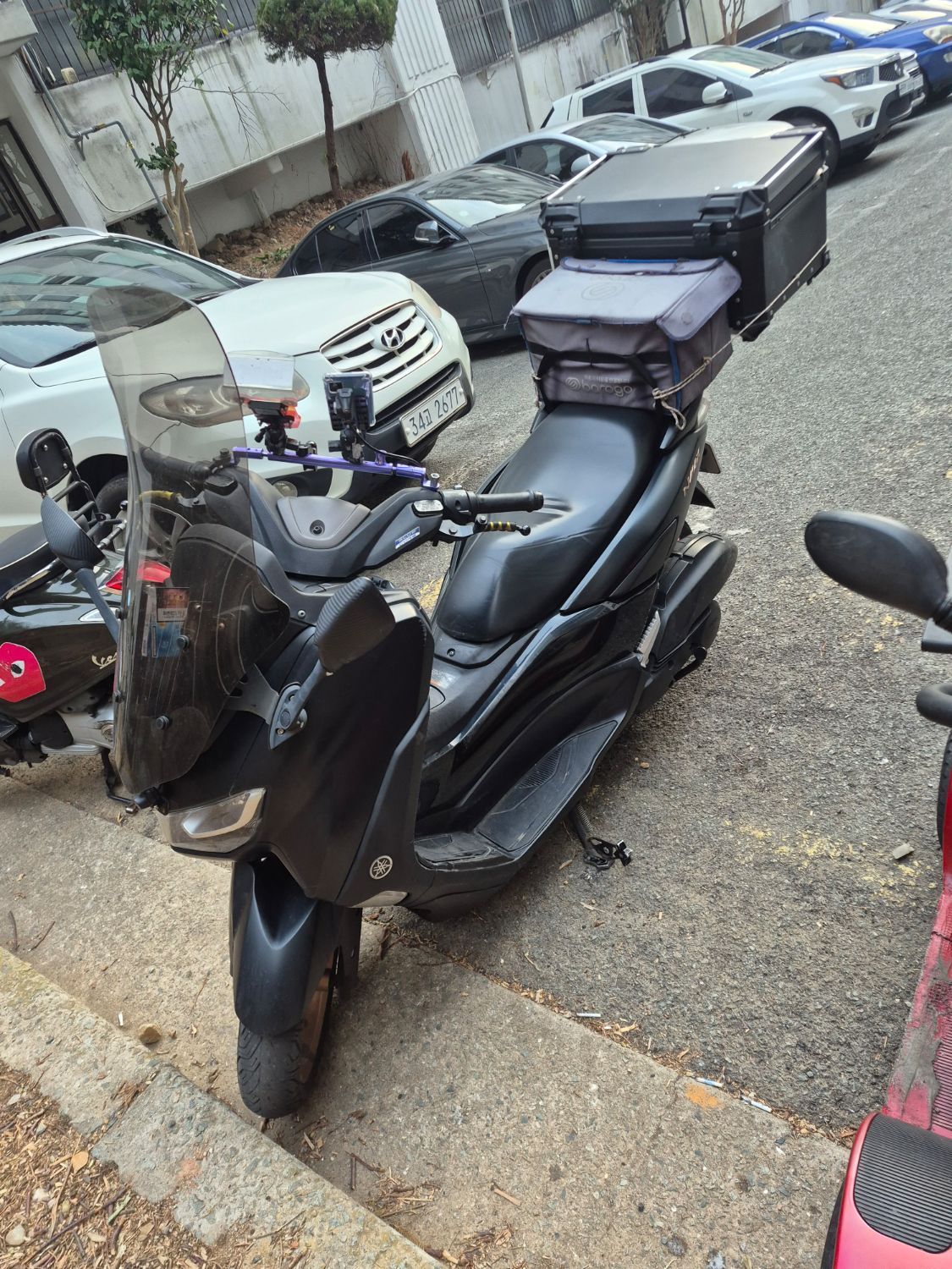 야마하 NMAX 125 more