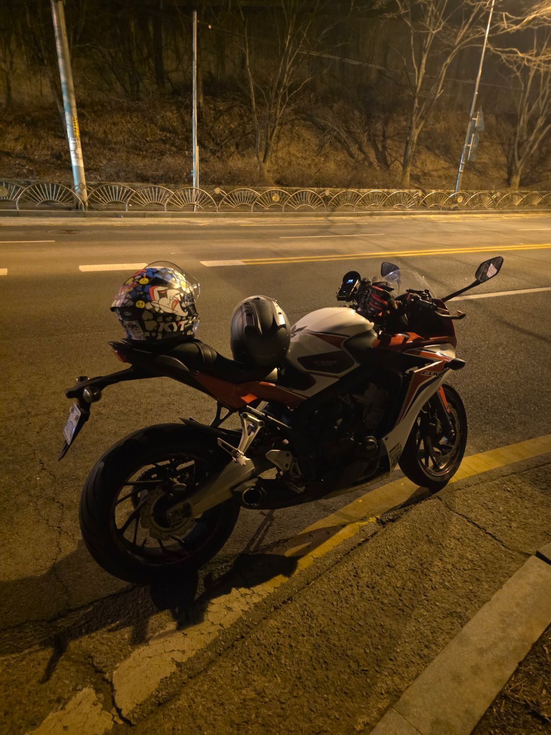 혼다 CBR 650 F more