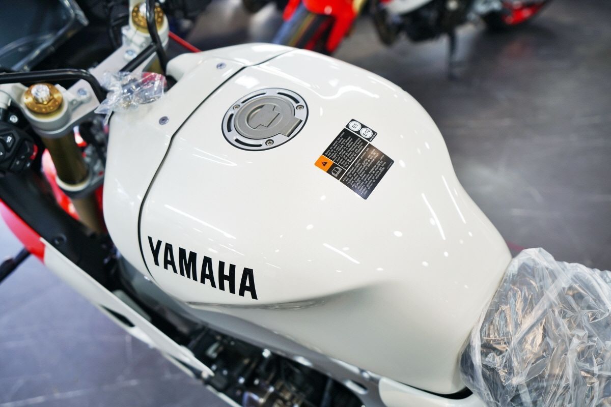 야마하 XSR 900 GP 22