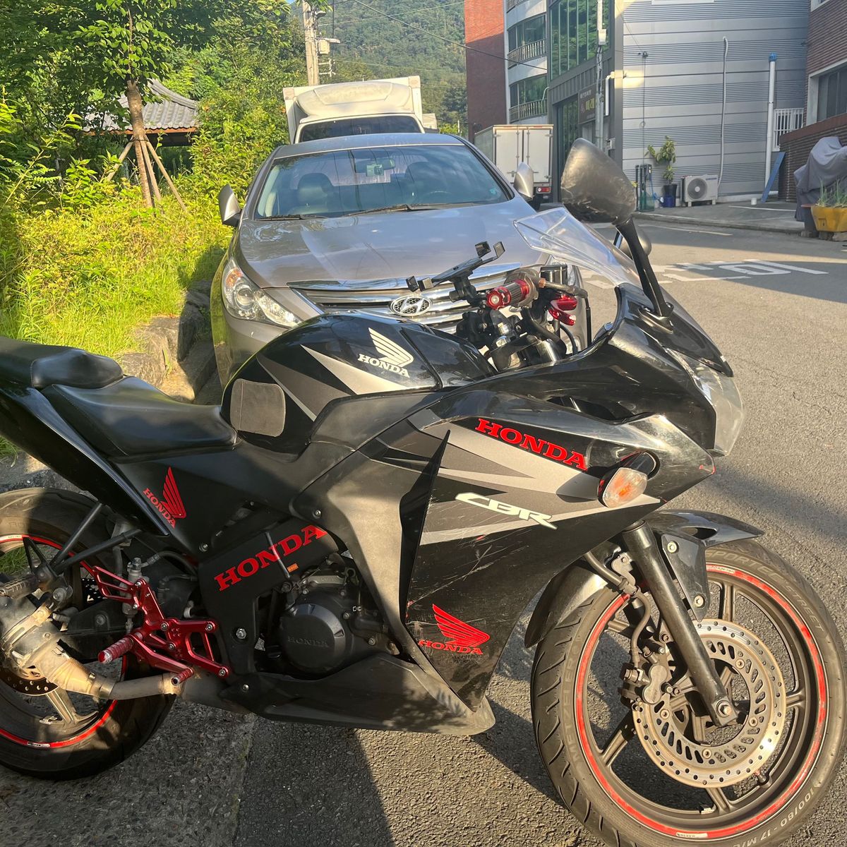 혼다 CBR 125 R main
