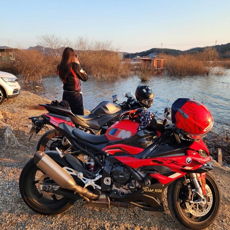 BMW S 1000 RR main