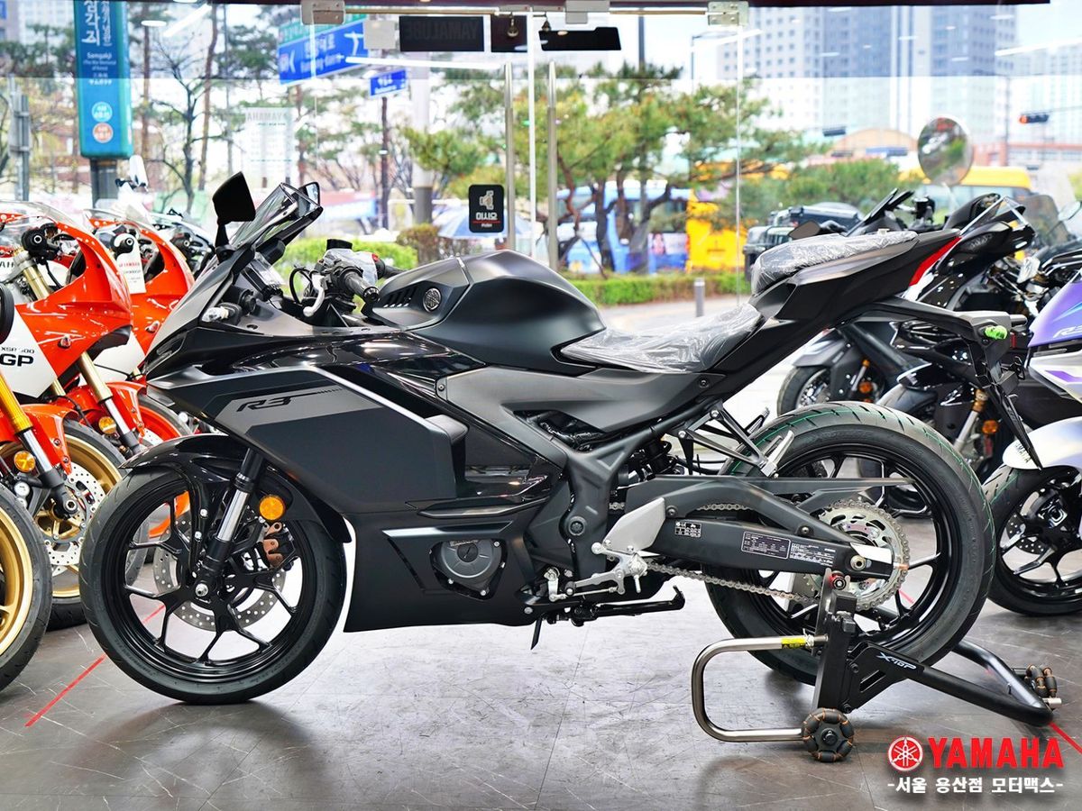 야마하 YZF R3 25