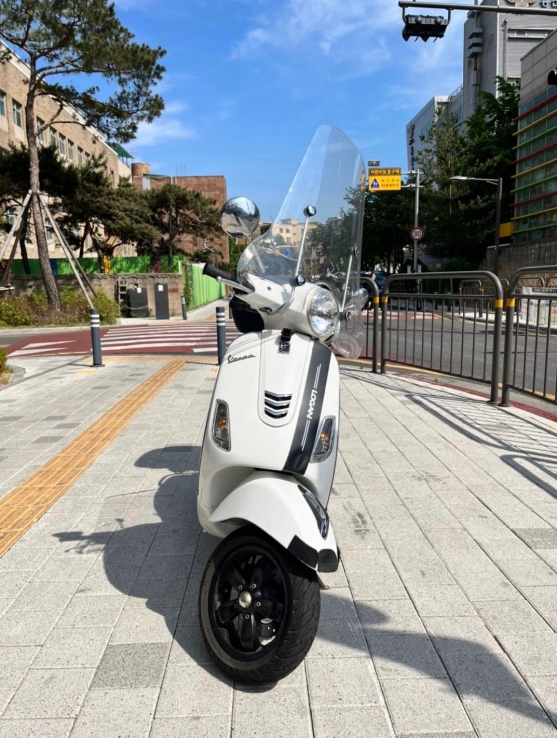 베스파 LX 125 more