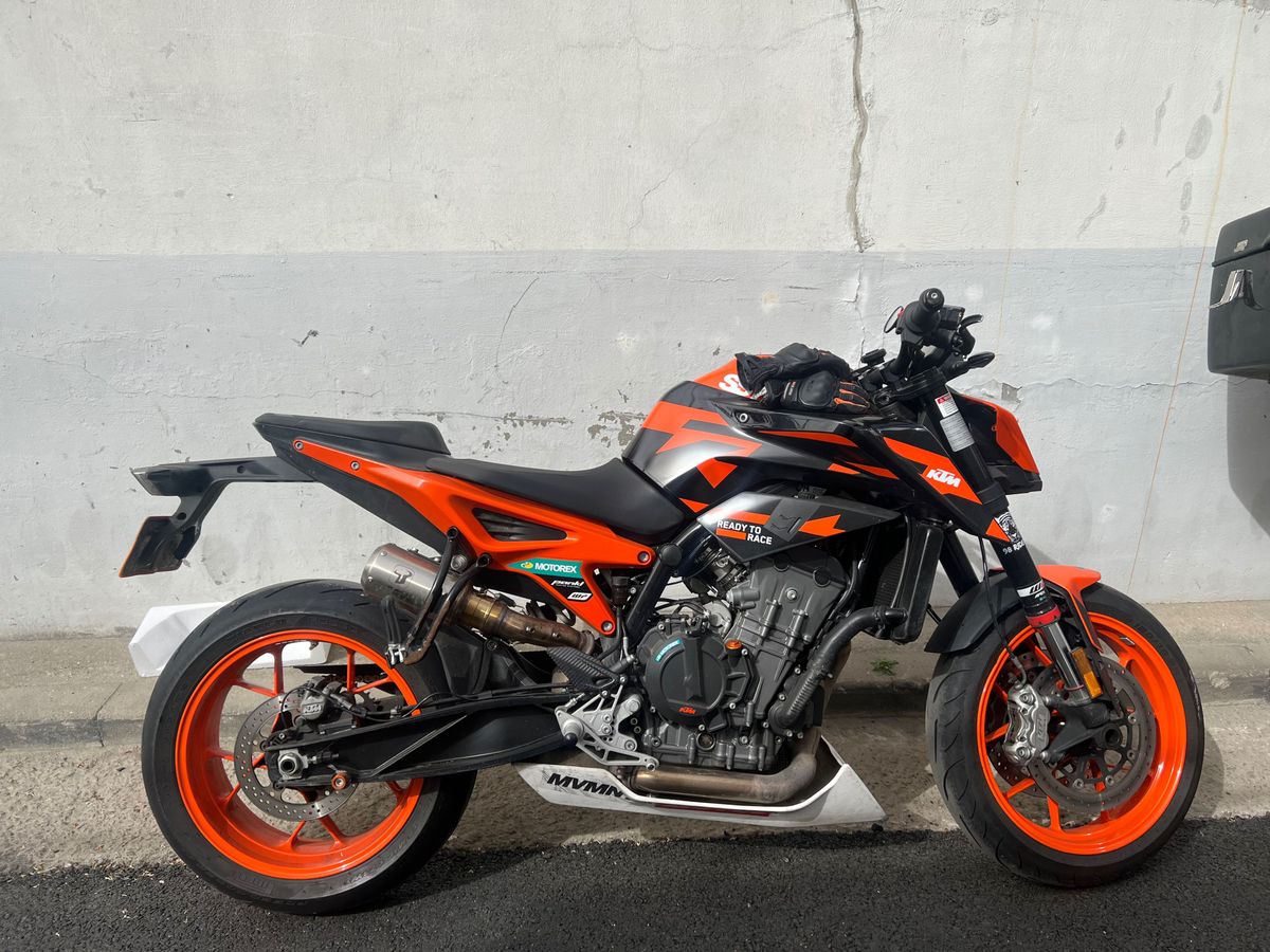 KTM 890 듀크 GP thumb 2