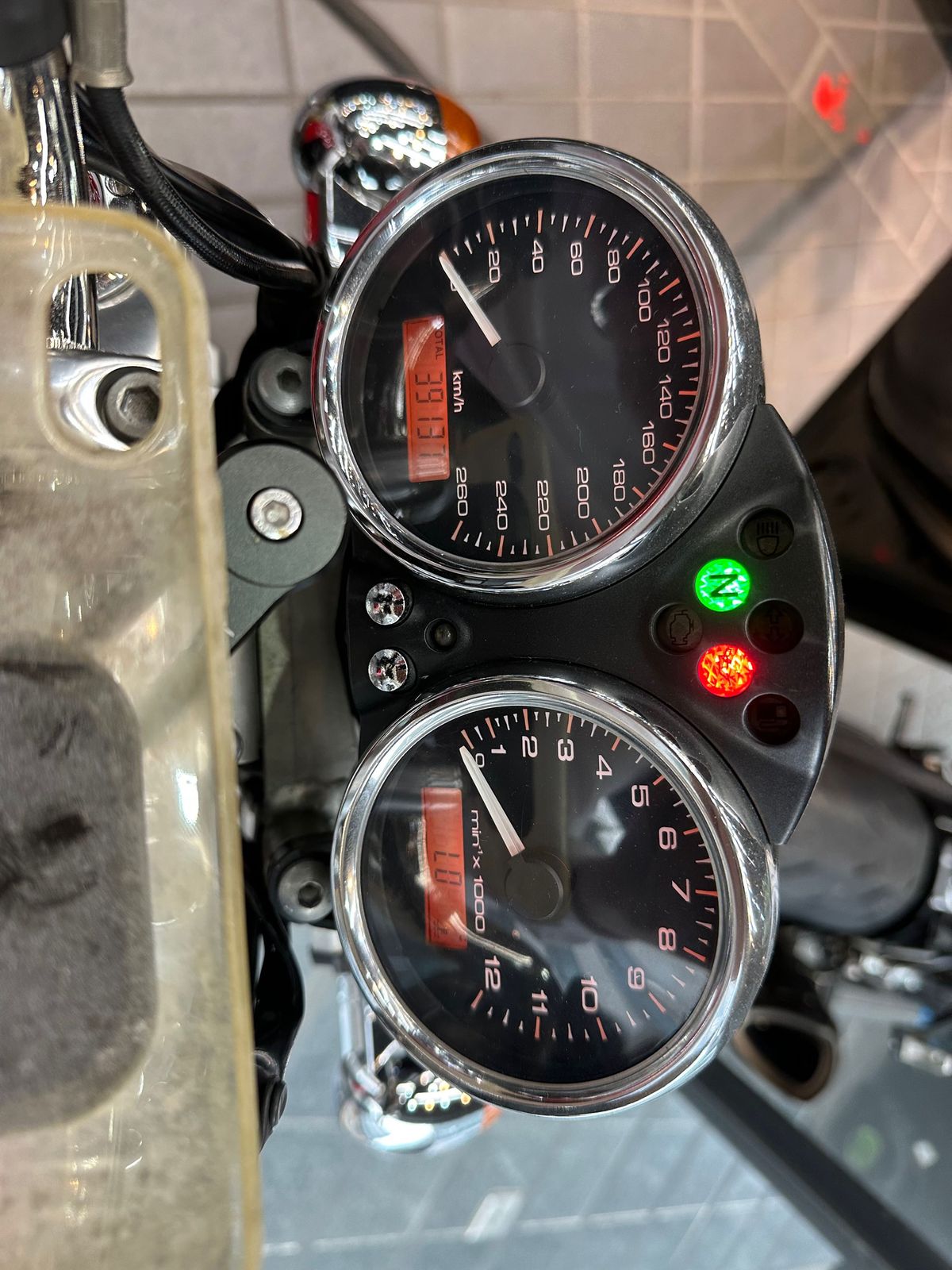 두카티 GT 1000 5