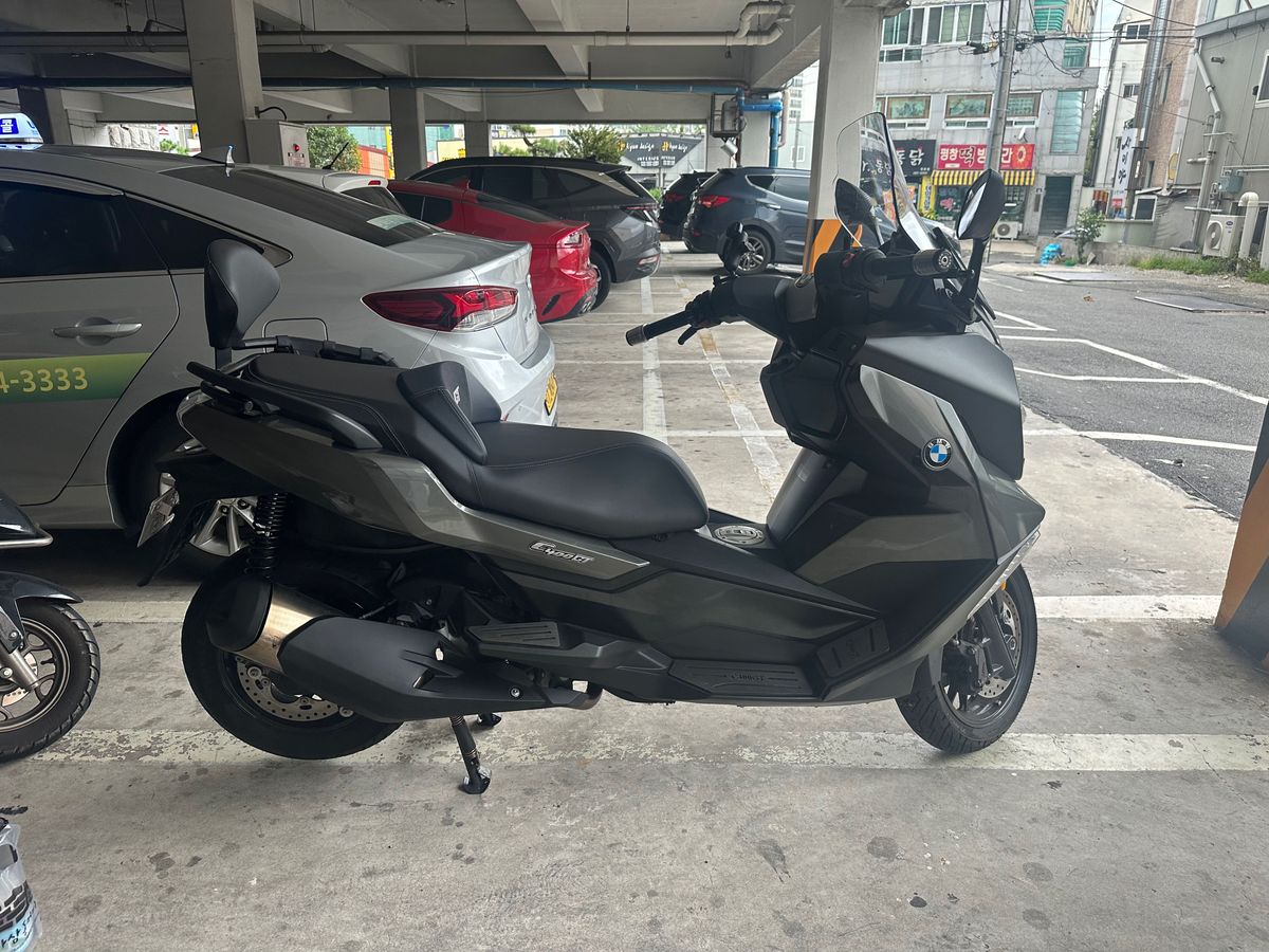 BMW C 400 GT main