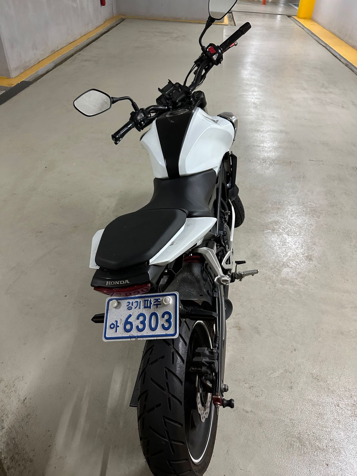 혼다 CB 125 R 4