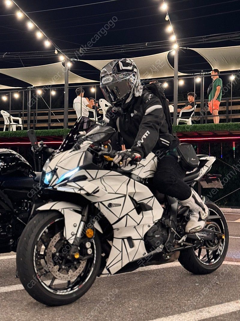야마하 YZF R7 4